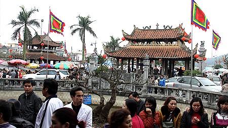 Lễ hội Phủ Giày